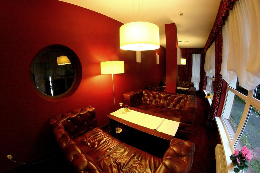 Hotel I Restauracja Zloty Las Bagian luar foto